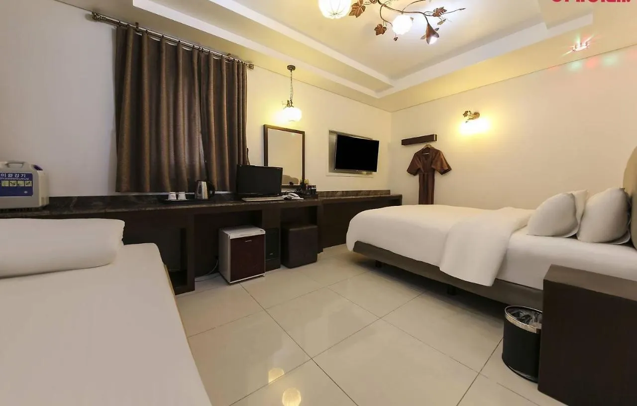 Ciel Hotel Seoul 3*,  South Korea