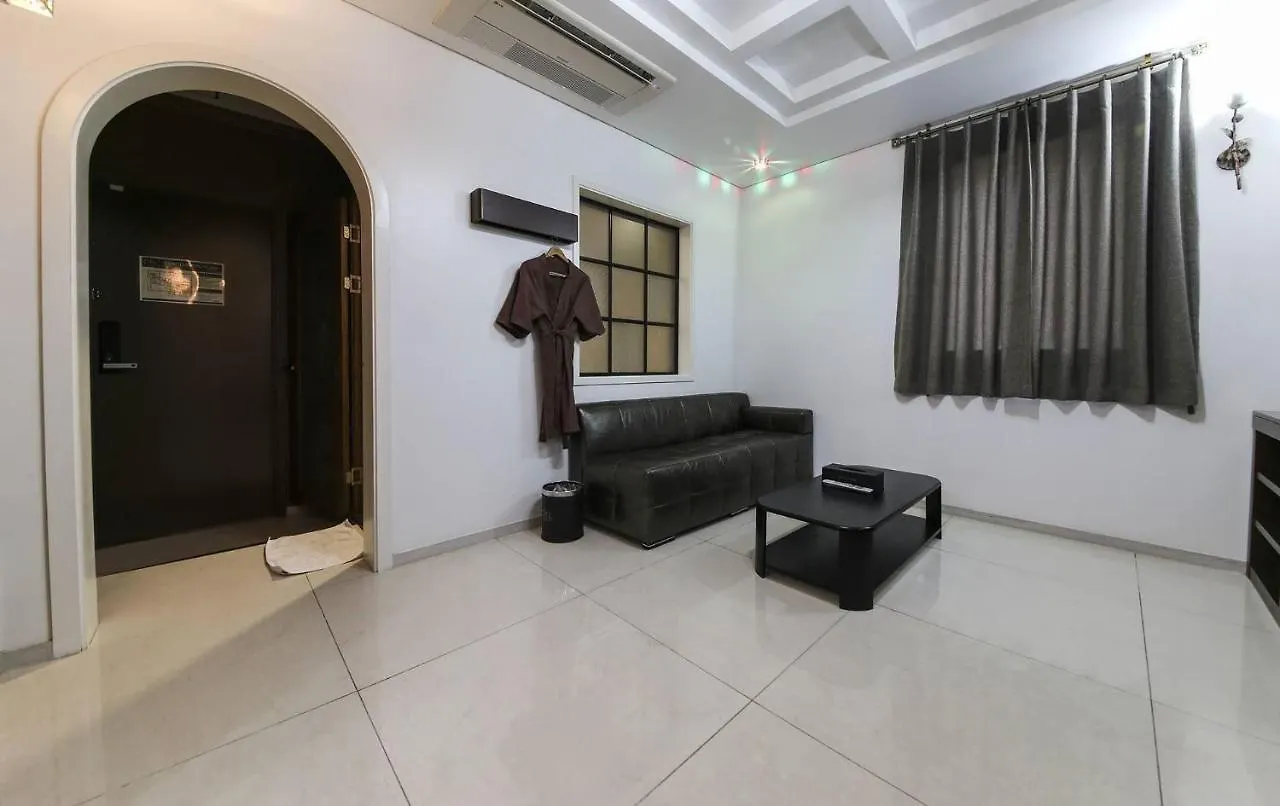 Ciel Hotel سيول 3*,